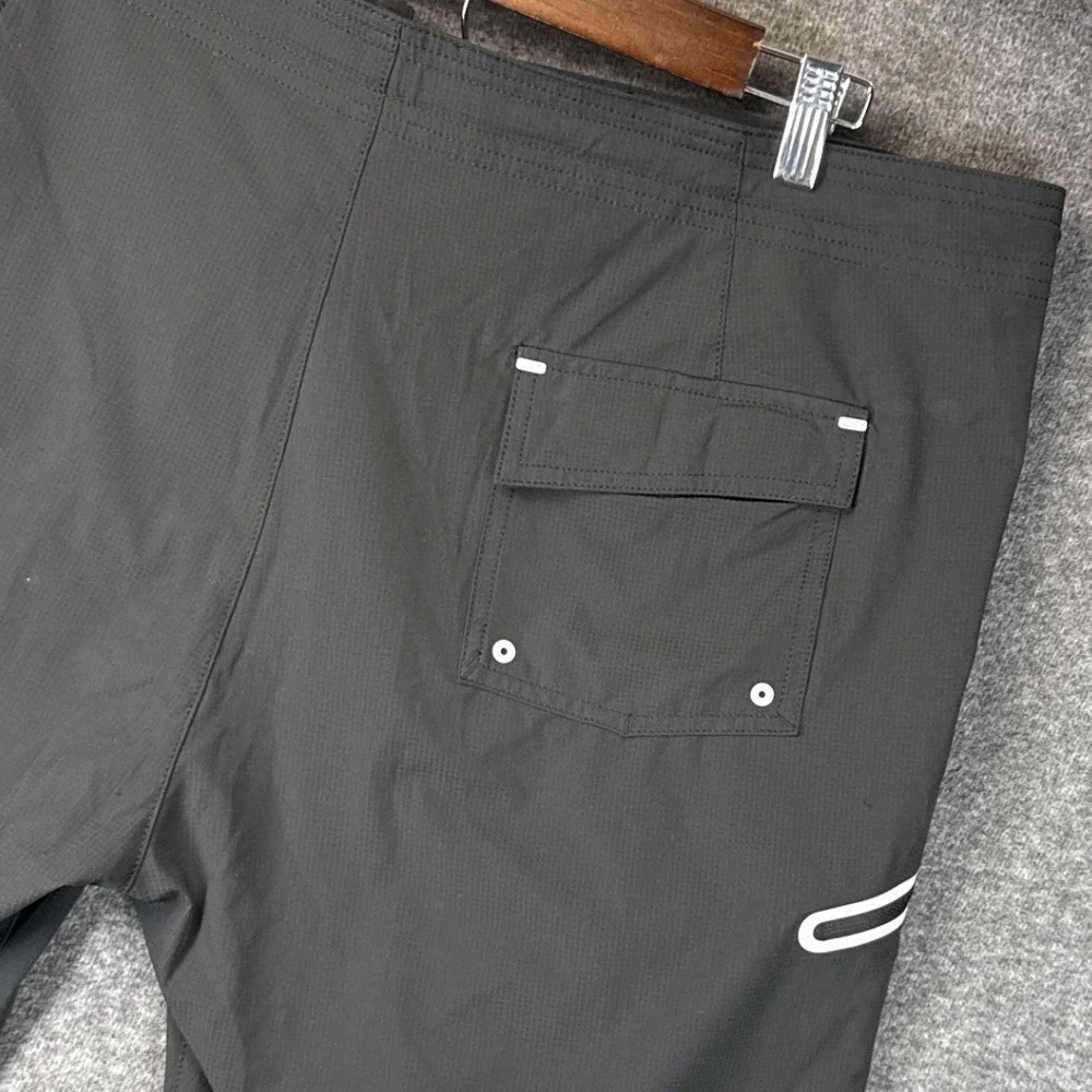 Tommy Bahama Molokai Board Shorts Men 40 Blk Unlined Stretch Reflective ST924842